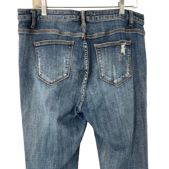Clingers | Distressed Jeans | Size 1X - Picture 4 of 7